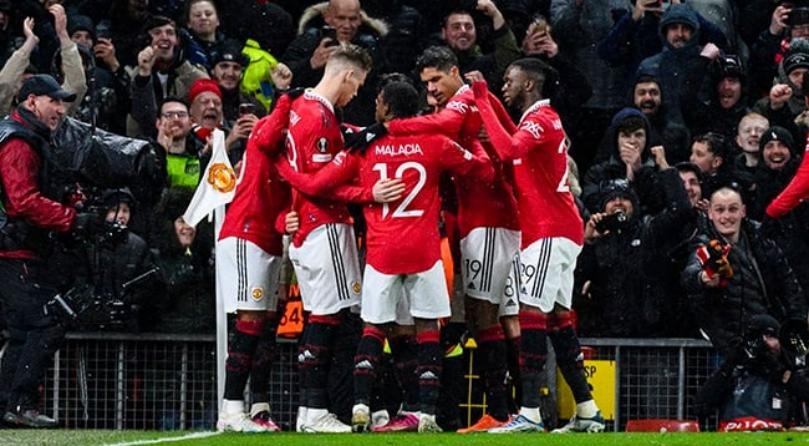 Battle to buy Man United Heats Up as Qatar Banker, British Billionaire Prepare Fresh Bids
