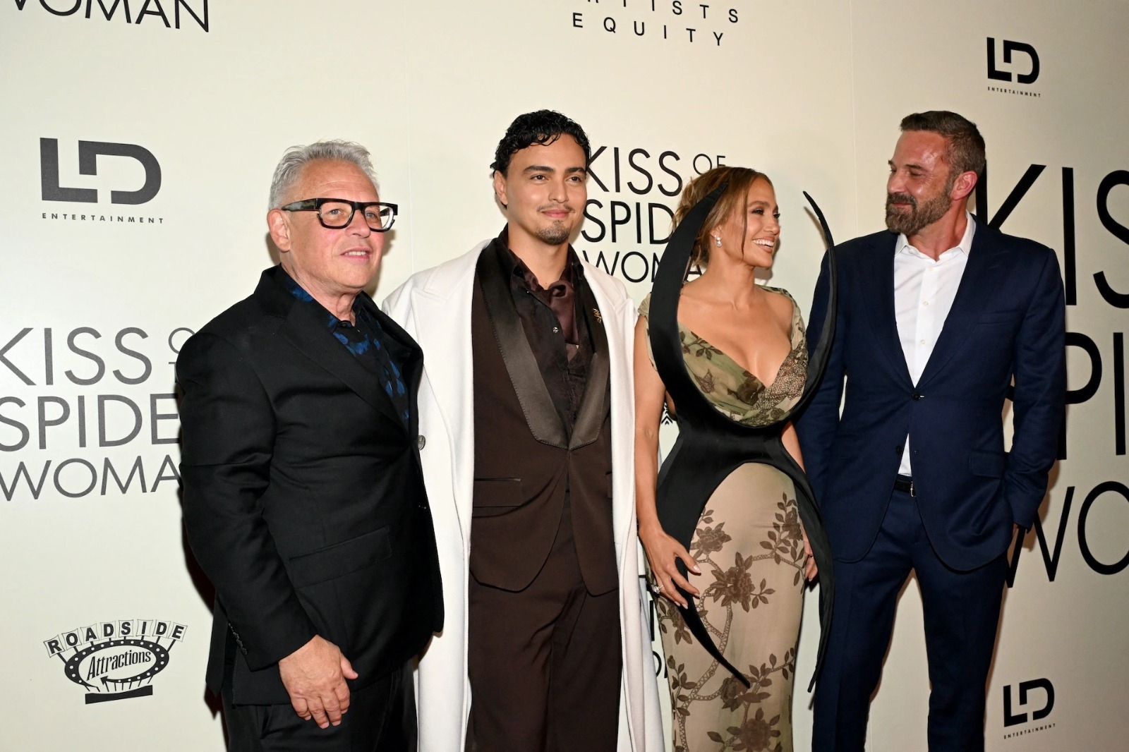 جينيفر لوبيز وبن أفليك معاً على السجادة الحمراء رغم الطلاق