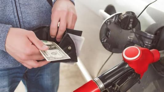 البنزين الى "الدولرة".. فماذا سيحلّ بالدولار؟