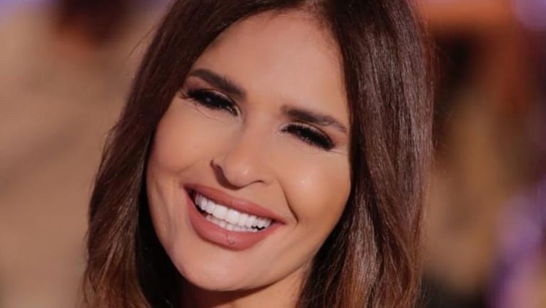 بمناسبة عيد ONE TV الرابع يوم 11/11... سنا نصر في 4 ساعات مباشرة على ONE FM لتوزيع جوائز قيمة وفرصة لربح سفرة!