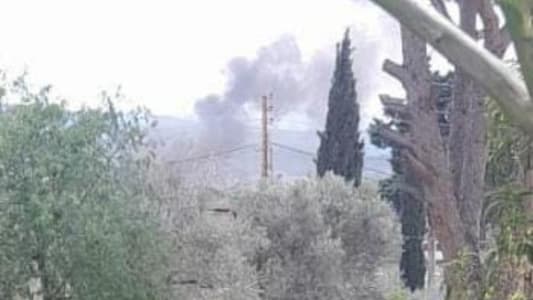 Photo: Israeli airstrike targeted Yohmor in the Nabatieh district