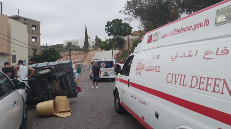 حادث بين سيارة و"توك توك"... و6 جرحى