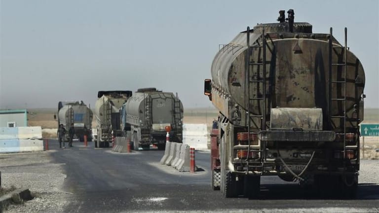 تهريب المحروقات يحطّم الارقام القياسية، والـ mtv تكشف خريطة انتشار المحطات غير الشرعية. التفاصيل في النشرة المسائية