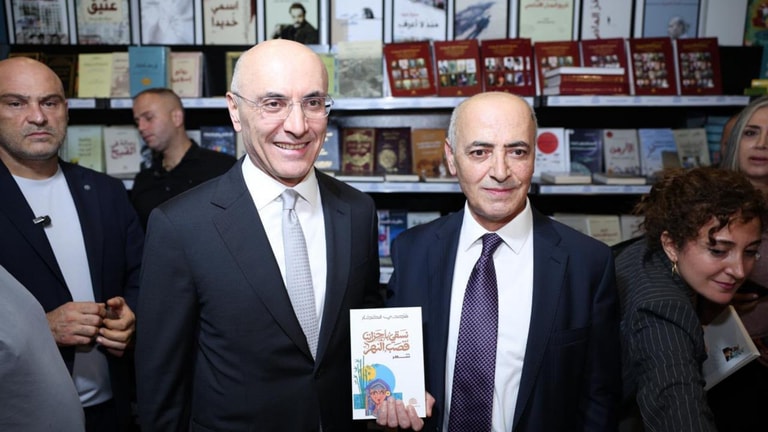 بالصّور: الحجار في معرض بيروت الدولي للكتاب