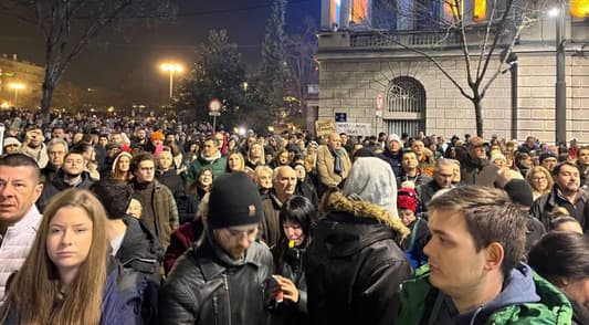 Thousands protest in Belgrade to demand annulment of elections