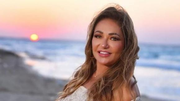 ليلى علوي تطالب بعمل فيلم عربي عن فلسطين وتتنازل عن أجرها