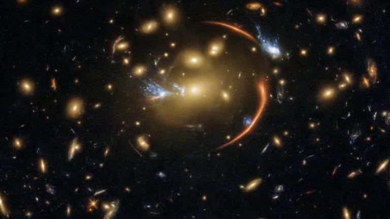 NASA, SpaceX to Study Ways to Boost Orbit of Hubble Telescope