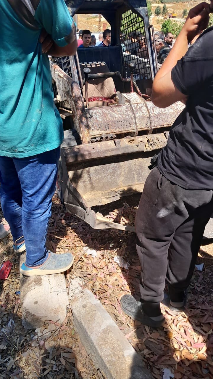 بالصور: الاعتداءات مستمرة جنوباً... تفجيرات واستهداف جرافة
