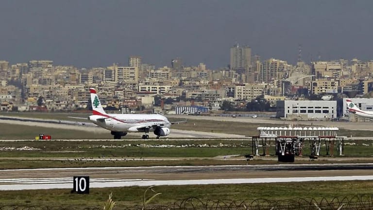مطار بيروت... تحويل مسارات الطائرات فجراً بسبب العواصف
