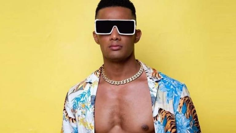 محمد رمضان ممنوع من الدخول إلى الاسكندرية... لكن المشهد يقول العكس!