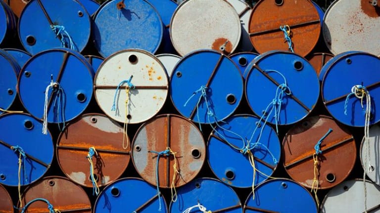 للمرة الأولى منذ نيسان 2019.. أسعار النفط تصعد إلى مستوى جديد