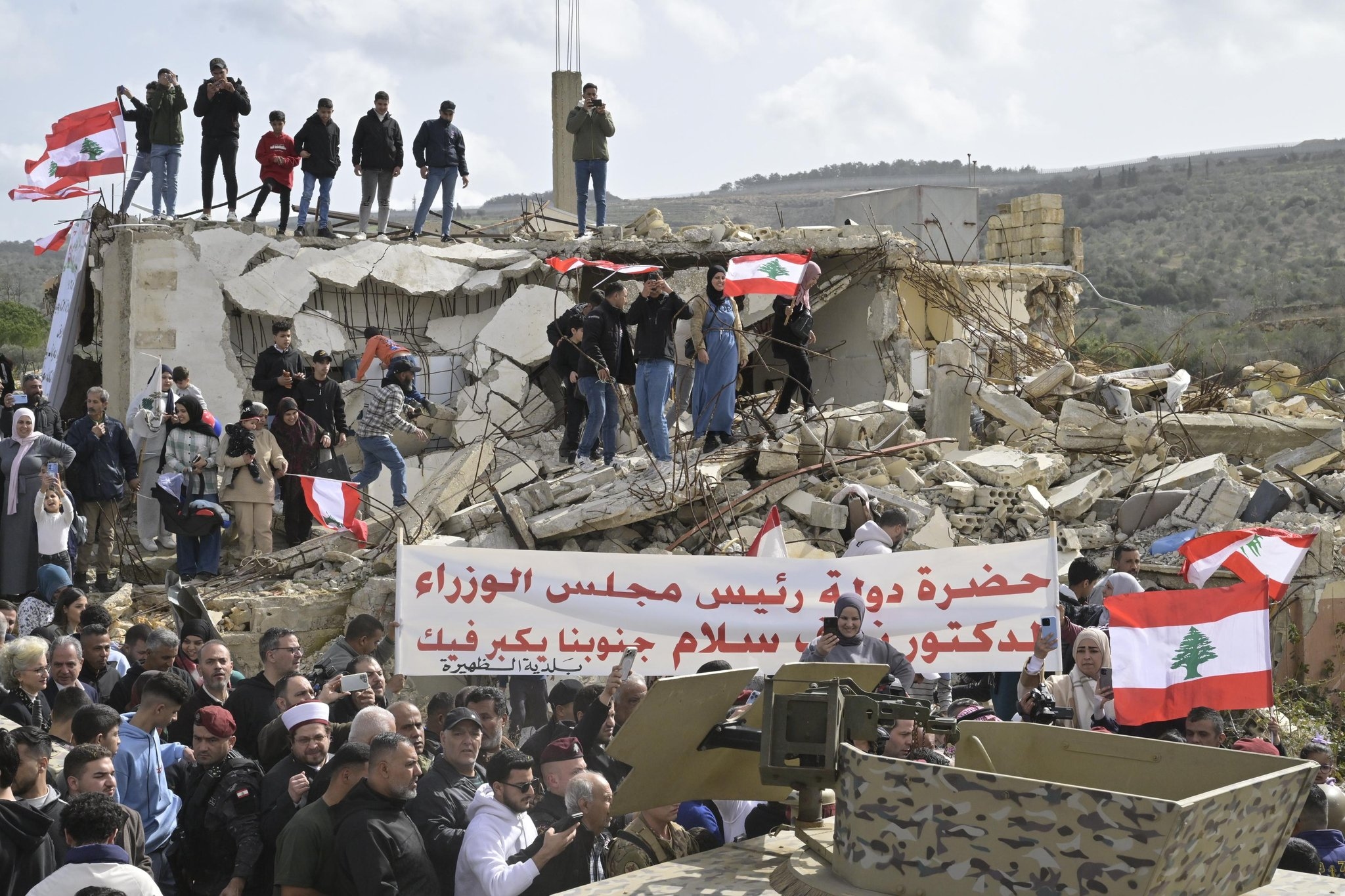 سلام يستكمل جولته: تربطني بهذه المنطقة علاقة تاريخيّة