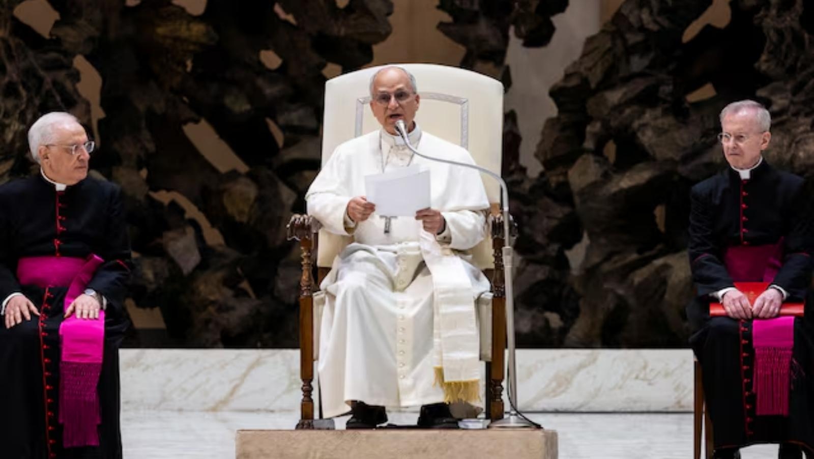 Pope Leo Pledges to Make Every Effort for World Peace