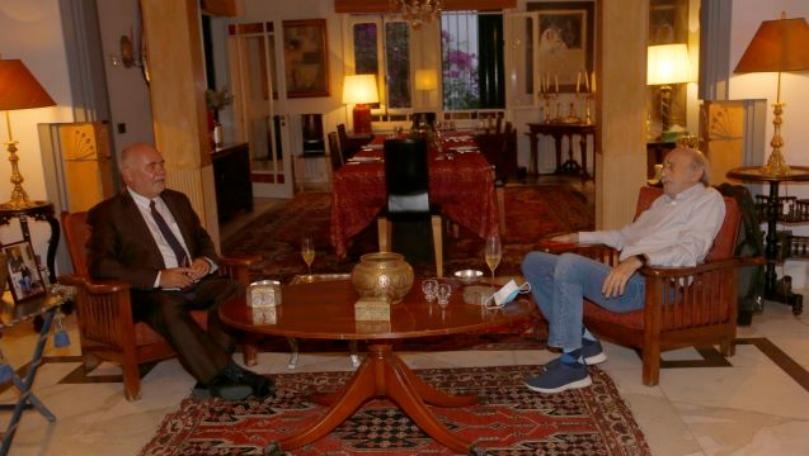Jumblatt broaches latest developments with Czech ambassador