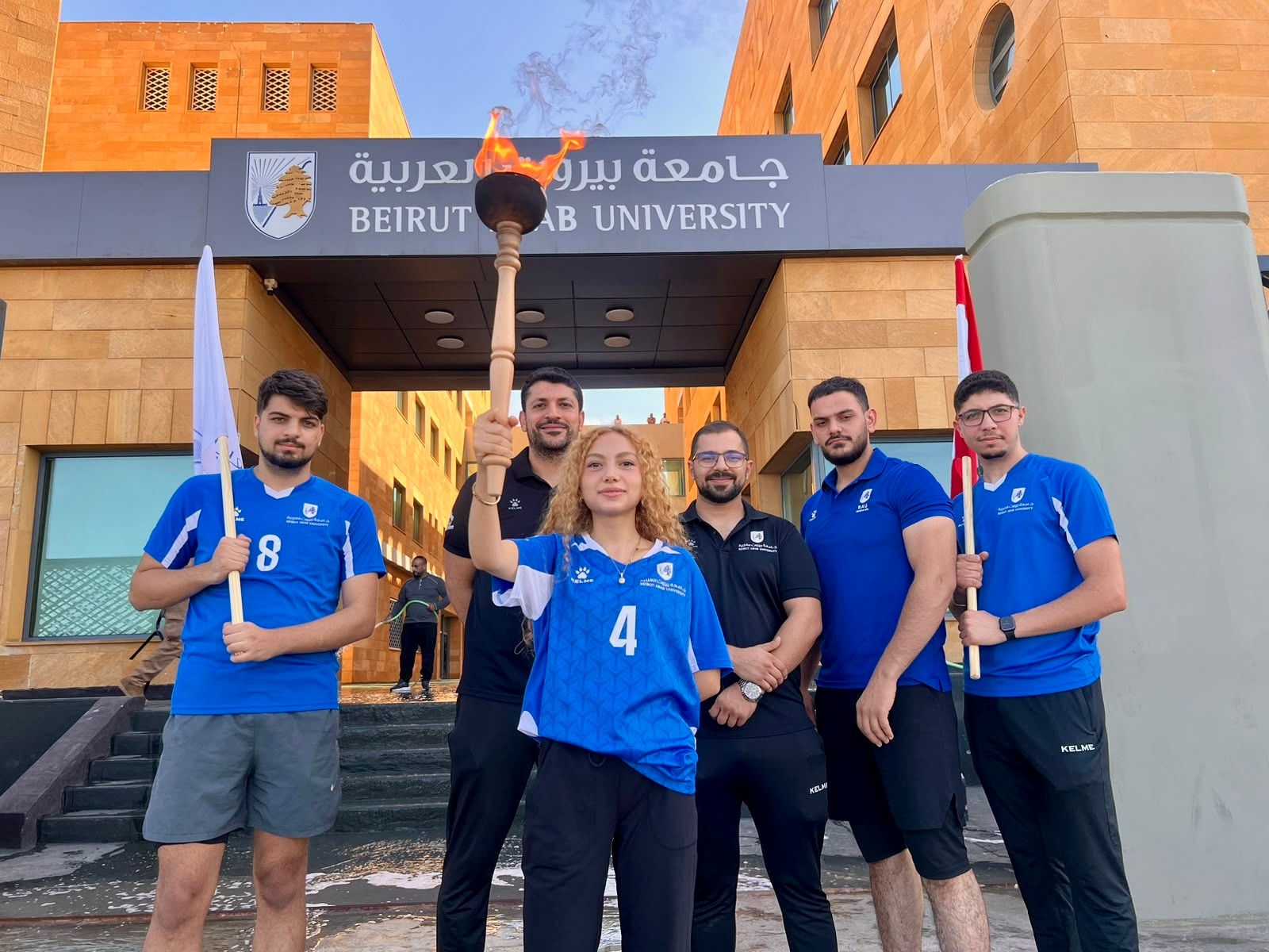 وزارة الشباب والرياضة تطلق الأسبوع الرياضي في لبنان بشعلة وطنية جامعية