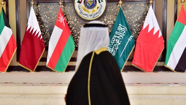 مصادر خليجيّة تكشف لـ mtv عن إجراء خطير بحقّ لبنان