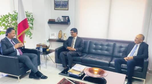 Salam discusses means to bolster bilateral trade, economic relations with Indian Ambassador