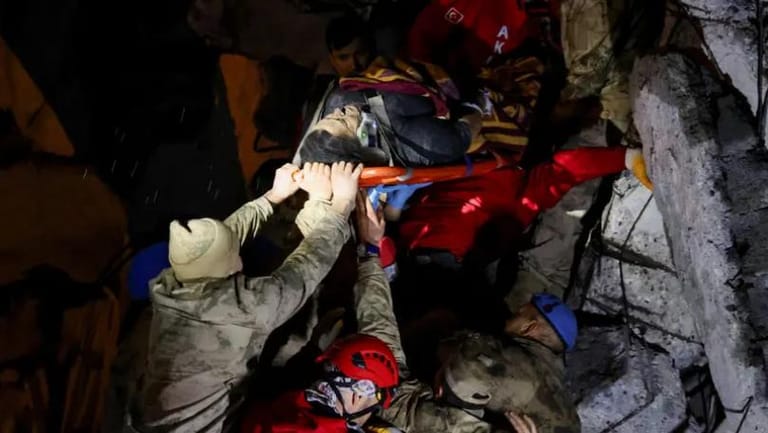 أكثر من 1200 ضحية بزلزال تركيا لم تعرف هوياتهم بعد