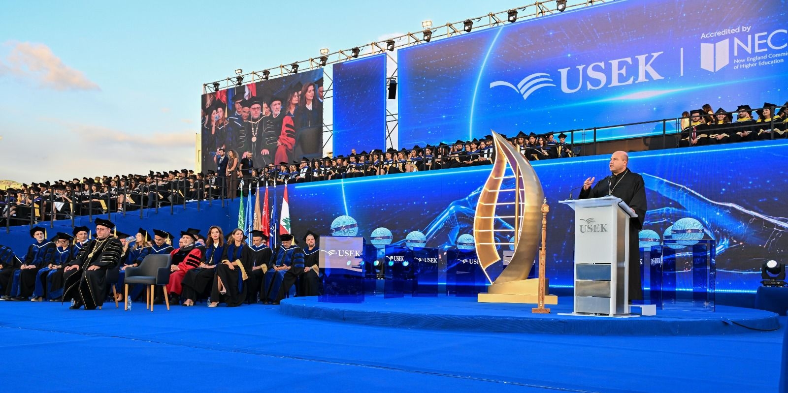 جامعة الروح القدس – الكسليك احتفلت بتخريج دفعة 2026