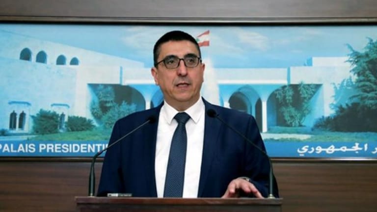 معلومات mtv: هيكتور حجار أجرى مداخلة في الجلسة أعرب فيها عن رفضهم عقد جلسات حكومية معتبراً أن أي جلسة لا تعقد إلا للضرورة القصوى وعند الضروري والاستثنائي والميثاقي