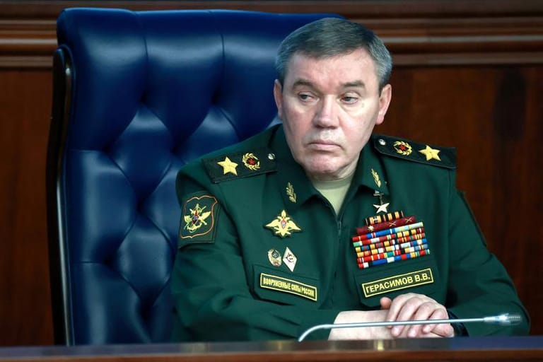 Kremlin says Putin held post-mutiny talks with Wagner leader as top general resurfaces