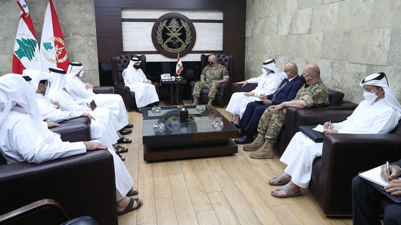 قائد الجيش بحث مع وزير خارجية قطر في الأوضاع والتطوّرات