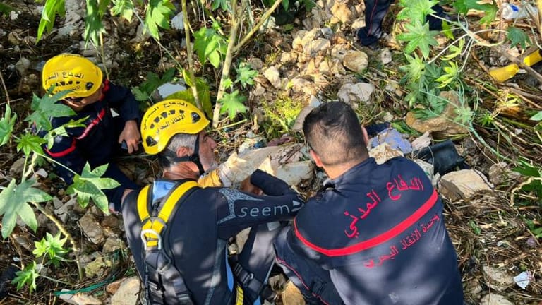 العثور على جثة المواطن الذي جرفته السيول في زوق مصبح