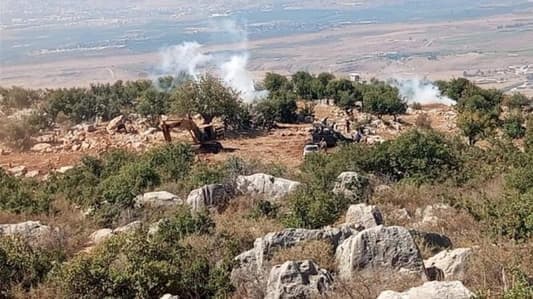 Israeli artillery shelling on the outskirts of Alma al-Shaab in response to the missile launched from Lebanese territory towards the Hanita colony