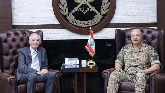 Army Commander meets with French Ambassador, Chinese Military Attaché