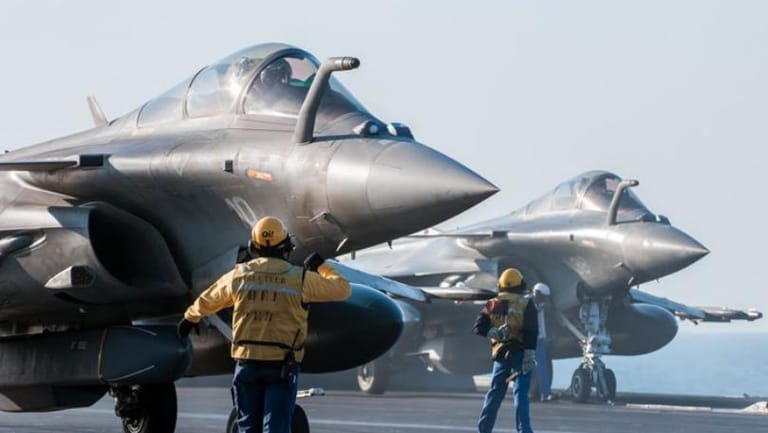 مناورات جوية مصرية فرنسية مشتركة