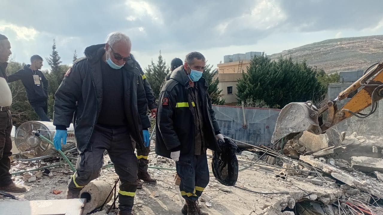 بالصّور: انتشال جثامين ٢٣ شهيدًا من تحت الأنقاض في قرى حدودية