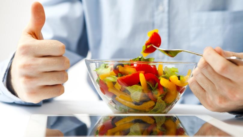 10 أطعمة احرص على تناولها في سن الأربعين...