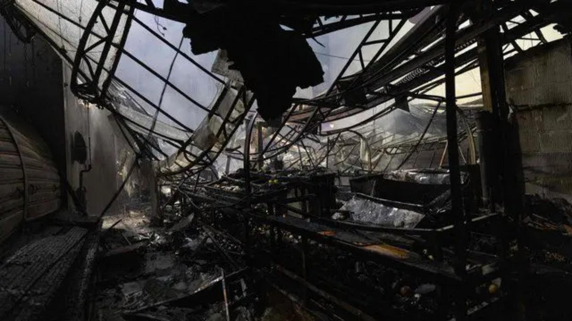 Fire Destroys Paris’ Oldest Food Market