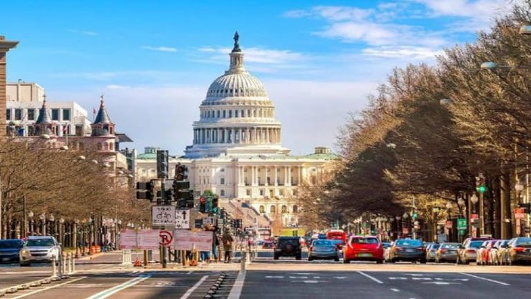 مجلس الشيوخ الأميركي يصادق على تعيين جانيت يلين وزيرة للخزانة