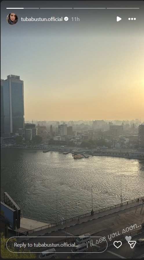بالصور: توبا بويوكستون وأحمد عز في كواليس مسلسل "الأمير"