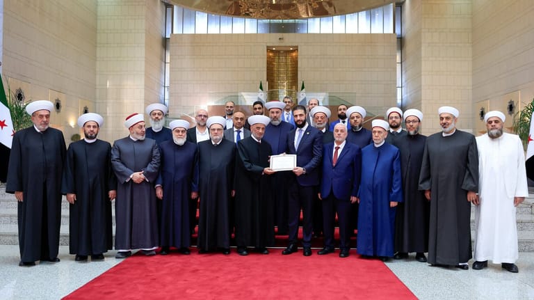 دريان من قصر الشعب: لعلاقات من نوع جديد... وأملنا بما احتواه البيان الوزاري والقسم الرئاسي