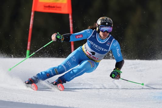 Brignone leads world giant slalom in Shiffrin absence