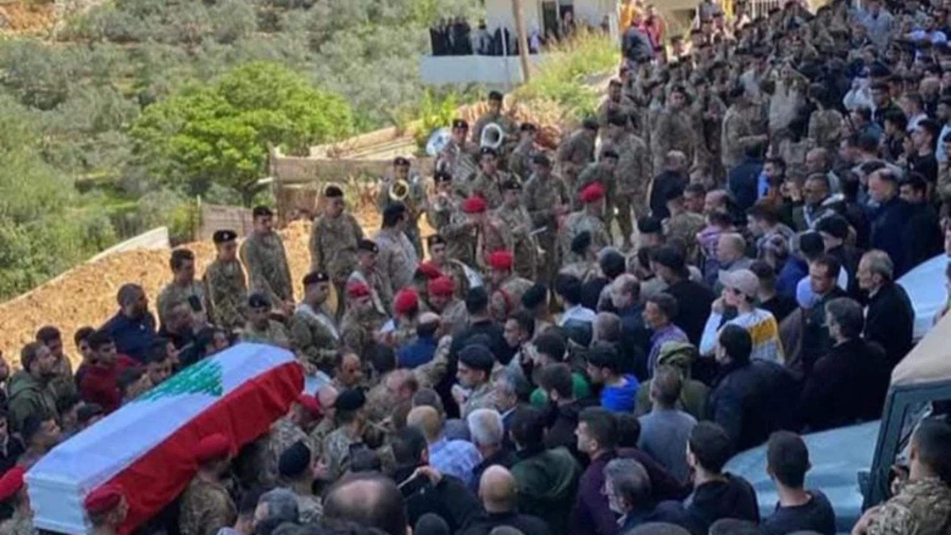 بالصّور: قيادة الجيش تشيّع شهداءها