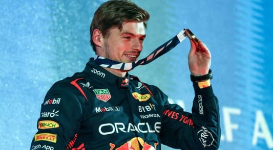 Max Verstappen cruises to victory in season-opening Bahrain Grand Prix