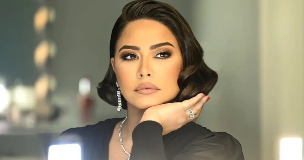 مريم عبد الوهاب تحتفل بالتخرج وتثير غياب والدتها