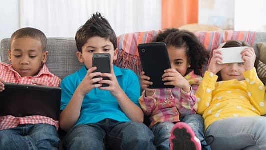 تهدئة الأطفال من خلال الأجهزة الذكية يُفقدهم قدرة ضرورية