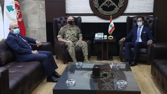 Army chief receives Lebanon’s Ambassador to Sultanate of Oman