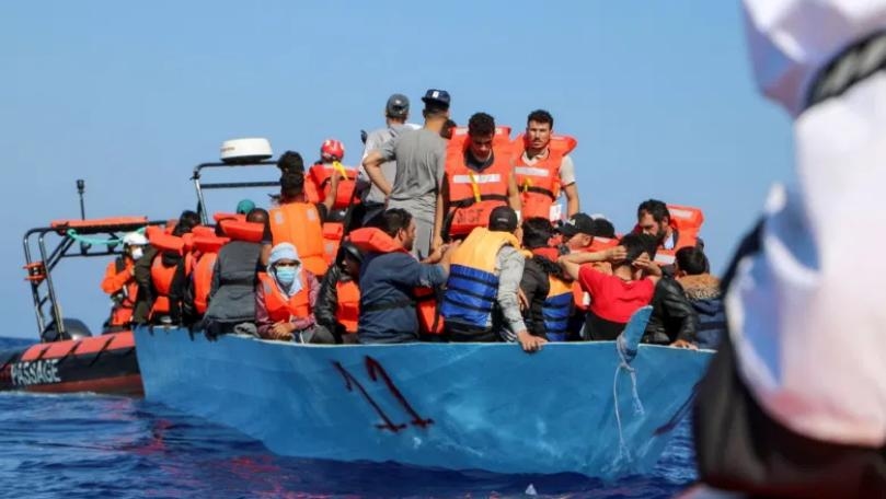 At least 43 migrants drown in shipwreck off Tunisia, Red Crescent says