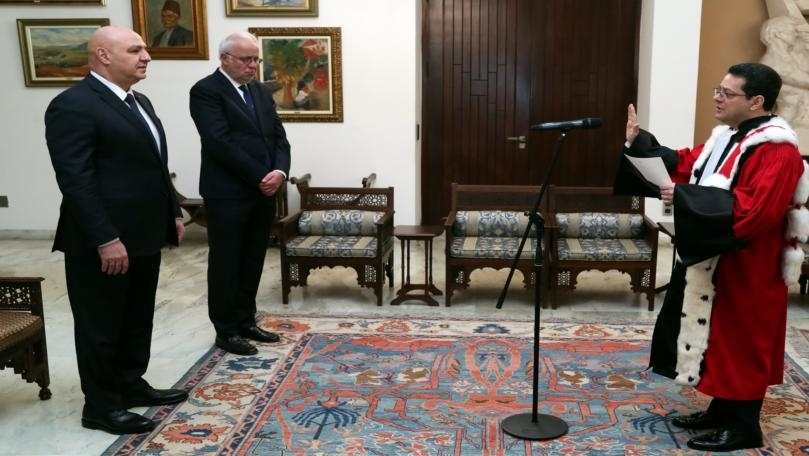 Photos: Central Bank Governor and senior judges sworn in before President Aoun