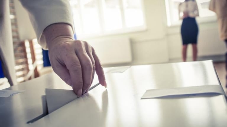 عراقيل سياسيّة وماليّة تواجه الانتخابات