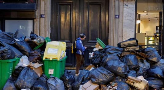 Paris Trash Collector Strike To Be Suspended From Wednesday