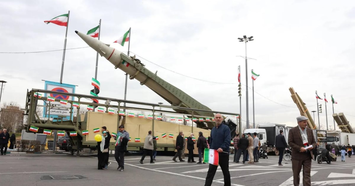 إيران تستخرج صواريخ مخبأة تحت الأرض أو مدفونة!