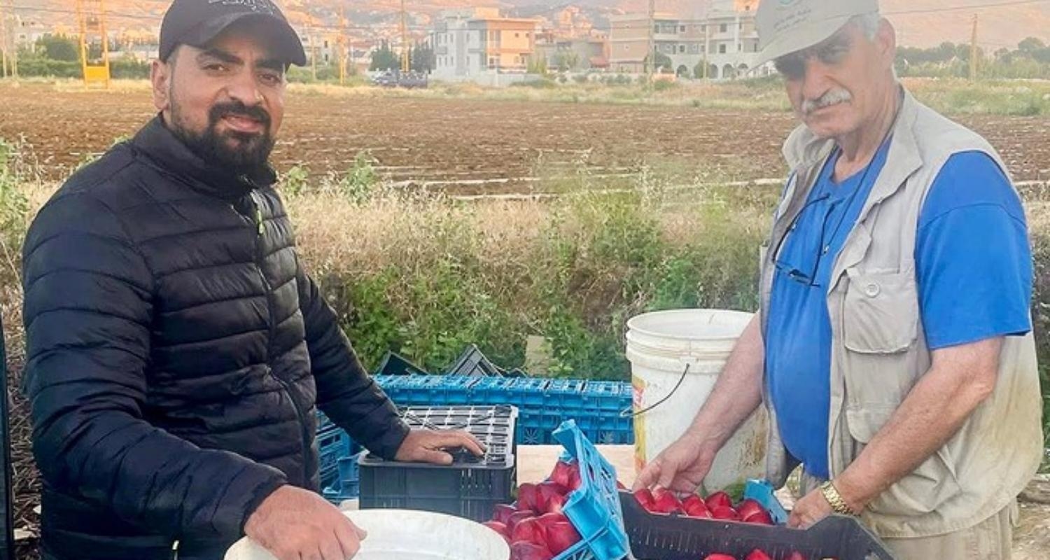 الدراق البلدي ينازع... والمزارعون يطالبون بالحماية