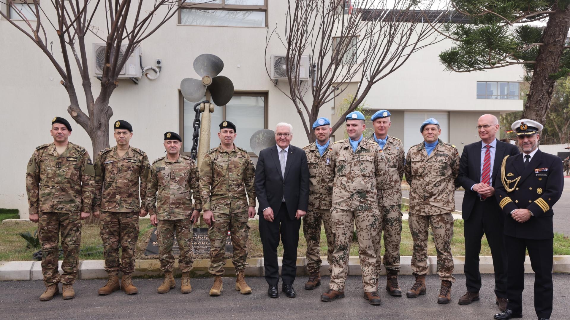 بالصور: رئيس جمهوريّة ألمانيا في قاعدة جونية... وما قاله هيكل