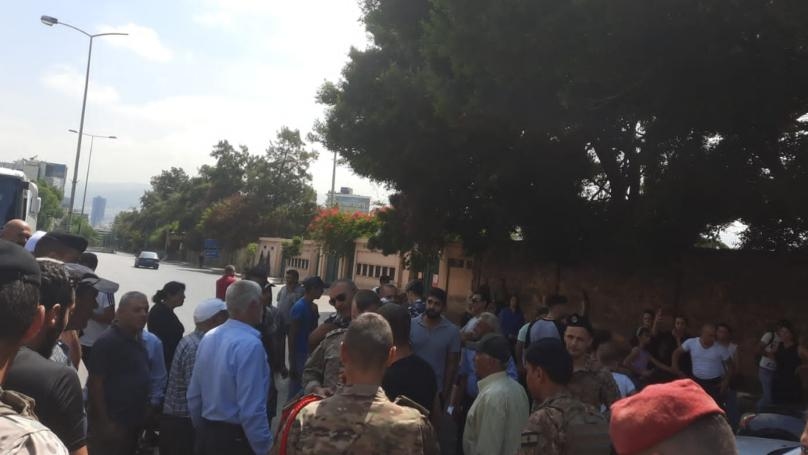 Photos: A number of families blocked the road to the military court demanding the release of 9 of their sons who were arrested a month ago, some of whom suffer from health problems
